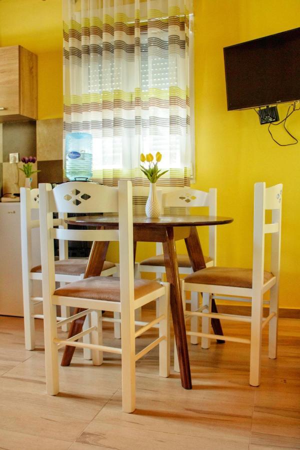 Apartments Stella Virpazar Ngoại thất bức ảnh